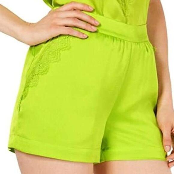 Guess XL Izabella lace trim shorts green - Picture 1 of 8